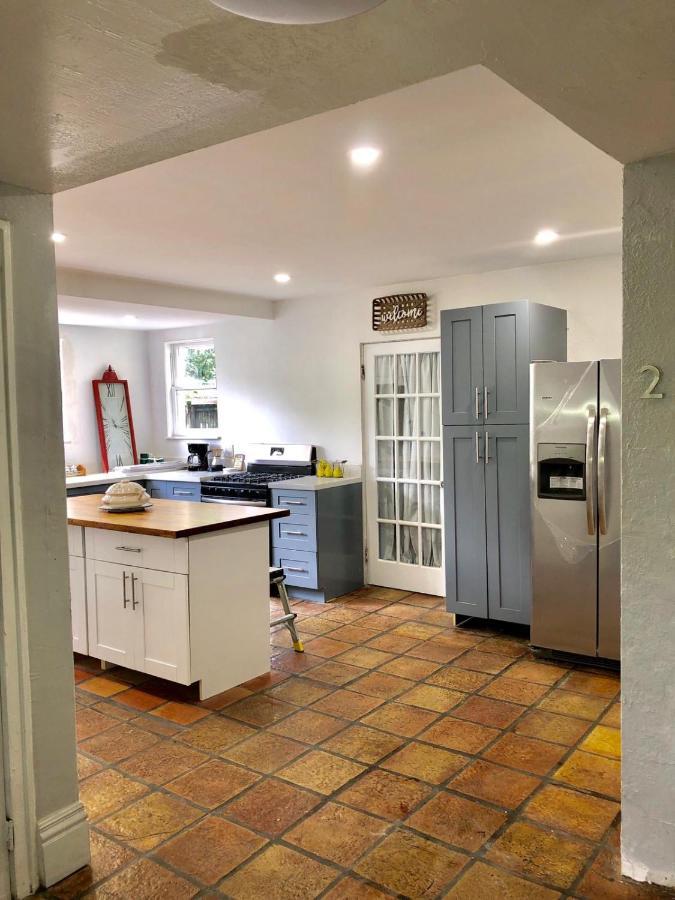 Comfy And Spacious Suite With Free Parking Miami Exterior photo